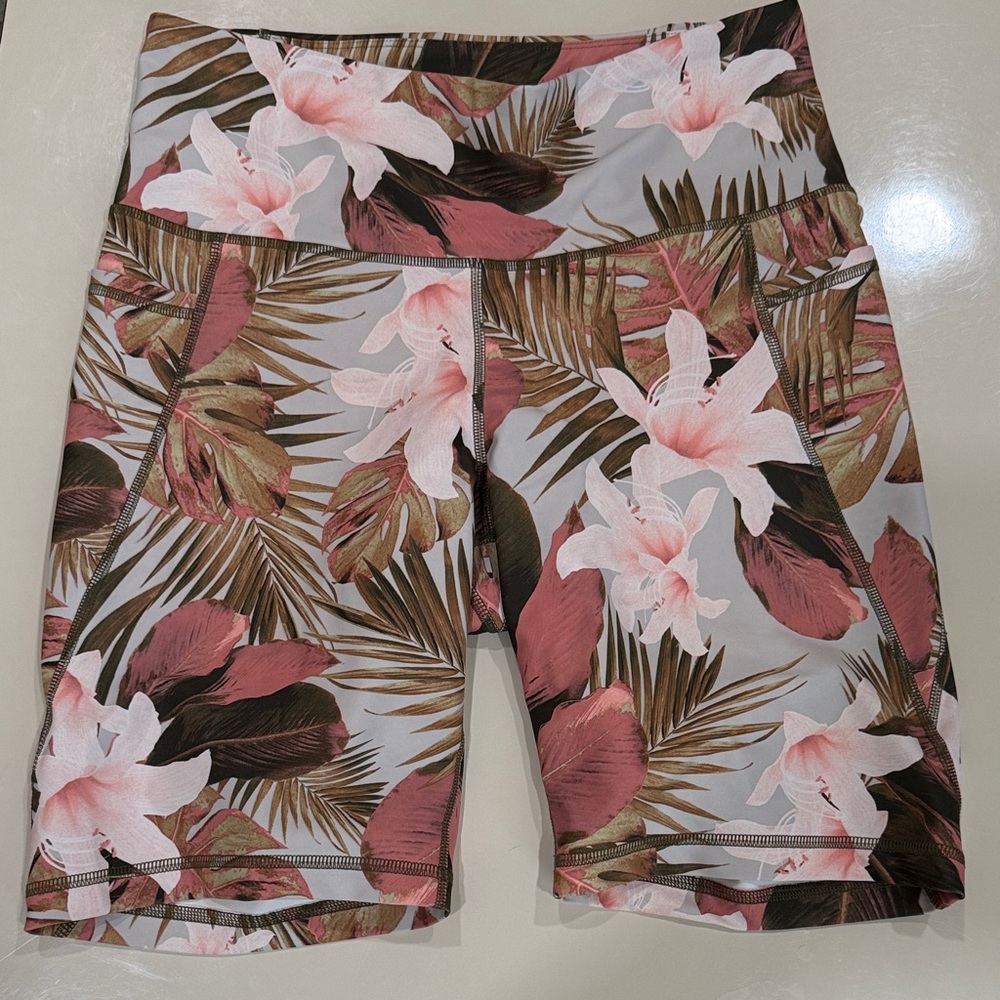 Old Navy Women's Tropical Floral Bike Shorts - Pink and Brown